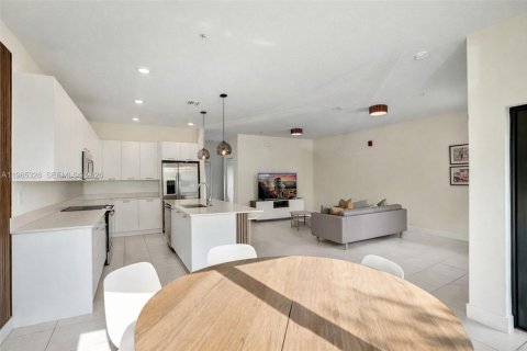 Copropriété à vendre à Doral, Floride: 3 chambres, 139.91 m2 № 2027255 - photo 5