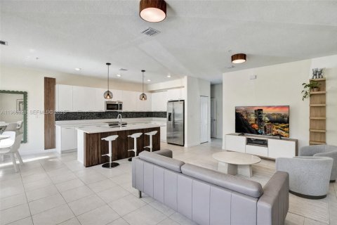 Copropriété à vendre à Doral, Floride: 3 chambres, 139.91 m2 № 2027255 - photo 2