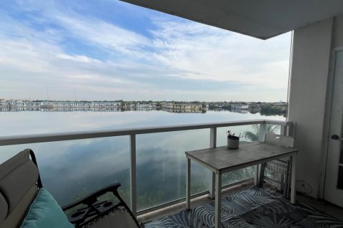 Condo in Miami, Florida, 1 bedroom  № 2177447