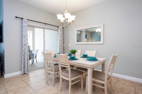 Adosado en venta en Kissimmee, Florida, 4 dormitorios, 177.81 m2 № 1918104 - foto 7