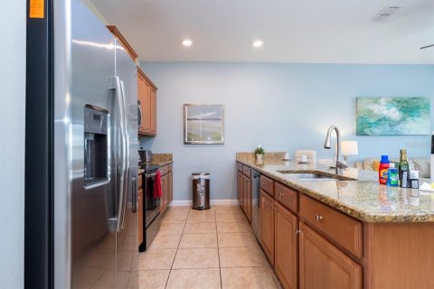 Adosado en venta en Kissimmee, Florida, 4 dormitorios, 177.81 m2 № 1918104 - foto 6