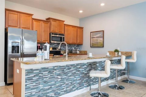 Adosado en venta en Kissimmee, Florida, 4 dormitorios, 177.81 m2 № 1918104 - foto 24