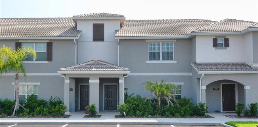 Adosado en STOREY LAKE en Kissimmee, Florida 4 dormitorios, 177.81 m2 № 1918104
