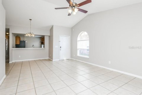 Casa en alquiler en Kissimmee, Florida, 3 dormitorios, 113.71 m2 № 2092024 - foto 4