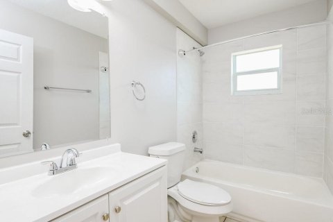 Casa en alquiler en Kissimmee, Florida, 3 dormitorios, 113.71 m2 № 2092024 - foto 15