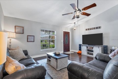 Casa en alquiler en Bradenton, Florida, 3 dormitorios, 148.83 m2 № 1912247 - foto 4