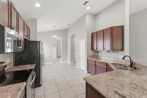 Casa en venta en DeLand, Florida, 3 dormitorios, 188.5 m2 № 2110454 - foto 12