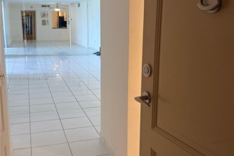 Купить кондоминиум в Авентура, Флорида 2 спальни, 106.19м2, № 1940166 - фото 6