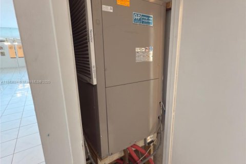 Купить кондоминиум в Авентура, Флорида 2 спальни, 106.19м2, № 1940166 - фото 28