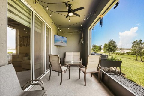 Townhouse in Apollo Beach, Florida 3 bedrooms, 158.58 sq.m. № 1873986 - photo 20