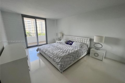 Copropriété à louer à Miami Beach, Floride: 2 chambres, 98.85 m2 № 2022393 - photo 10