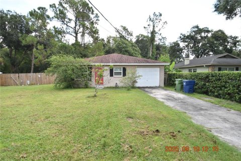 Casa en alquiler en Tampa, Florida, 3 dormitorios, 95.5 m2 № 1915599 - foto 1