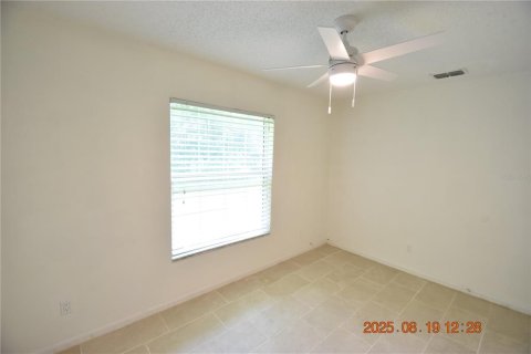 Casa en alquiler en Tampa, Florida, 3 dormitorios, 95.5 m2 № 1915599 - foto 25