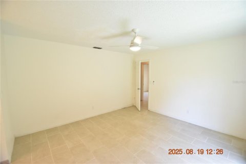 Casa en alquiler en Tampa, Florida, 3 dormitorios, 95.5 m2 № 1915599 - foto 19