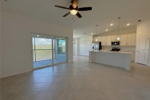 Appartement à louer à Punta Gorda, Floride: 2 chambres, 126.9 m2 № 1901140 - photo 5