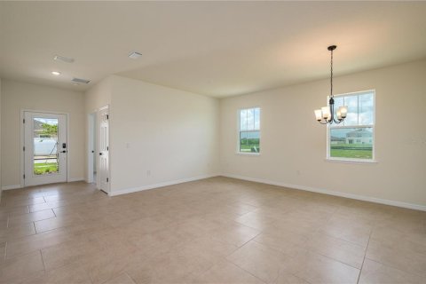 Casa en venta en Lake Alfred, Florida, 4 dormitorios, 196.77 m2 № 1866339 - foto 4