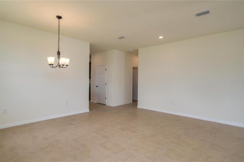 Casa en venta en Lake Alfred, Florida, 4 dormitorios, 196.77 m2 № 1866339 - foto 6