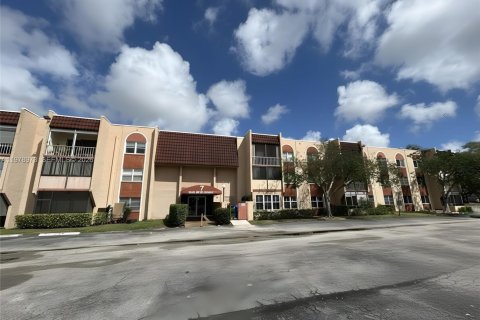 Condominio en North Lauderdale, Florida, 2 dormitorios  № 2044718
