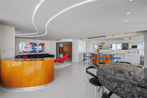 Купить кондоминиум в Майами-Бич, Флорида 3 спальни, 144.83м2, № 1951002 - фото 8