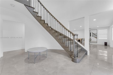 House in Davie, Florida 6 bedrooms, 484.49 sq.m. № 2010576 - photo 7