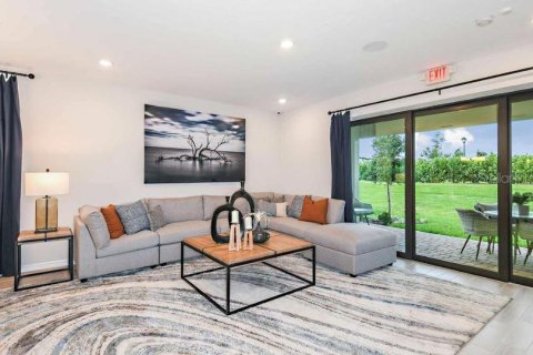 House in Wesley Chapel, Florida 4 bedrooms, 222.87 sq.m. № 1773357 - photo 17