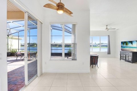 Casa en venta en Kissimmee, Florida, 3 dormitorios, 227.61 m2 № 2135514 - foto 16