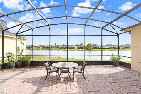 Casa en venta en Kissimmee, Florida, 3 dormitorios, 227.61 m2 № 2135514 - foto 5