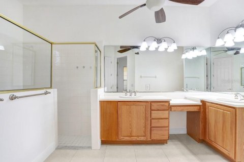 Casa en venta en Kissimmee, Florida, 3 dormitorios, 227.61 m2 № 2135514 - foto 12