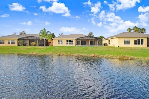 Casa en venta en Kissimmee, Florida, 3 dormitorios, 227.61 m2 № 2135514 - foto 8