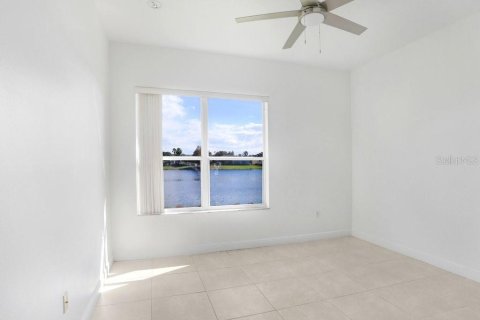 Casa en venta en Kissimmee, Florida, 3 dormitorios, 227.61 m2 № 2135514 - foto 26