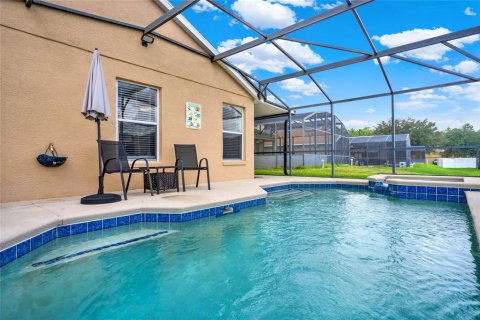 House in Davenport, Florida 3 bedrooms, 147.62 sq.m. № 2151434 - photo 27
