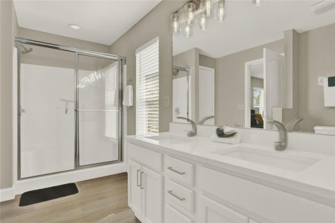 House in Davenport, Florida 3 bedrooms, 147.62 sq.m. № 2151434 - photo 17