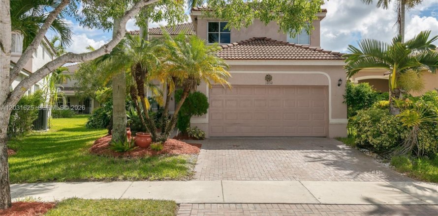 Casa en Weston, Florida 5 dormitorios, 248.23 m2 № 2173280