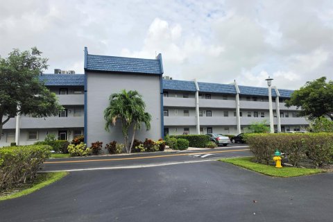 Condo in Margate, Florida, 2 bedrooms  № 2397776