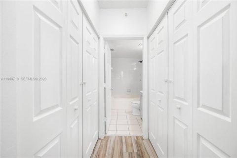 Снять в аренду кондоминиум в Мирамар, Флорида 2 спальни, 90.77м2, № 2005525 - фото 17