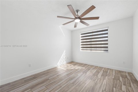 Снять в аренду кондоминиум в Мирамар, Флорида 2 спальни, 90.77м2, № 2005525 - фото 16