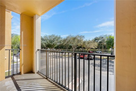 Снять в аренду кондоминиум в Мирамар, Флорида 2 спальни, 90.77м2, № 2005525 - фото 20