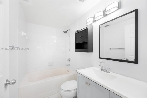 Снять в аренду кондоминиум в Мирамар, Флорида 2 спальни, 90.77м2, № 2005525 - фото 19