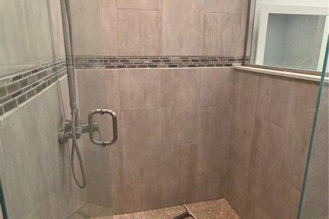 Casa en venta en Apopka, Florida, 2 dormitorios, 167.22 m2 № 2349318 - foto 11
