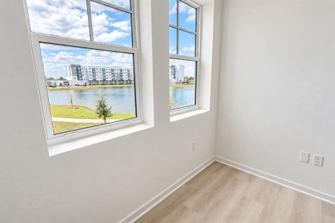 Condo in Orlando, Florida, 2 bedrooms  № 2432718 - photo 25