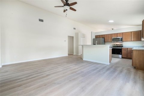 Casa en venta en Leesburg, Florida, 3 dormitorios, 189.24 m2 № 1190138 - foto 15