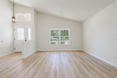 Casa en venta en Leesburg, Florida, 3 dormitorios, 189.24 m2 № 1190138 - foto 7