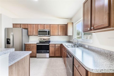 Casa en venta en Leesburg, Florida, 3 dormitorios, 189.24 m2 № 1190138 - foto 12
