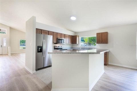 Casa en venta en Leesburg, Florida, 3 dormitorios, 189.24 m2 № 1190138 - foto 14