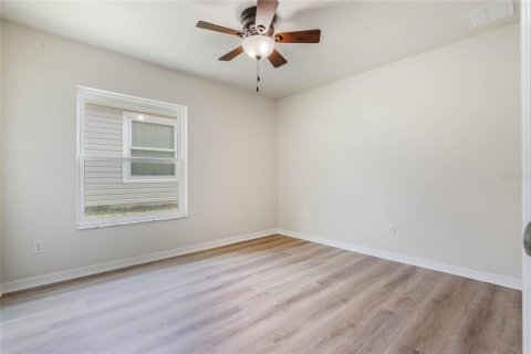 Casa en venta en Leesburg, Florida, 3 dormitorios, 189.24 m2 № 1190138 - foto 26