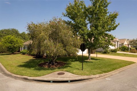 Casa en venta en Leesburg, Florida, 3 dormitorios, 189.24 m2 № 1190138 - foto 3