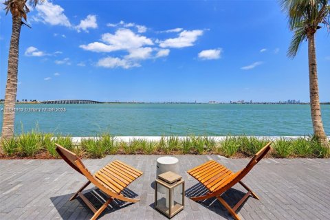 Copropriété à vendre à Miami, Floride: 2 chambres, 98.2 m2 № 1944804 - photo 29