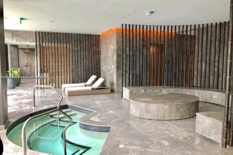 Copropriété à vendre à Miami, Floride: 2 chambres, 98.2 m2 № 1944804 - photo 19