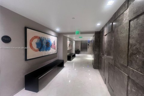 Copropriété à vendre à Miami, Floride: 2 chambres, 98.2 m2 № 1944804 - photo 22