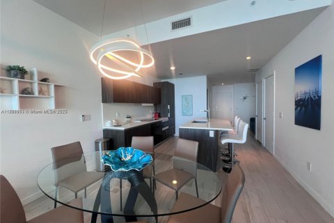 Copropriété à vendre à Miami, Floride: 2 chambres, 98.2 m2 № 1944804 - photo 2